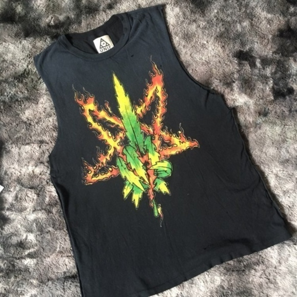 UNIF Burn Me Muscle Tee